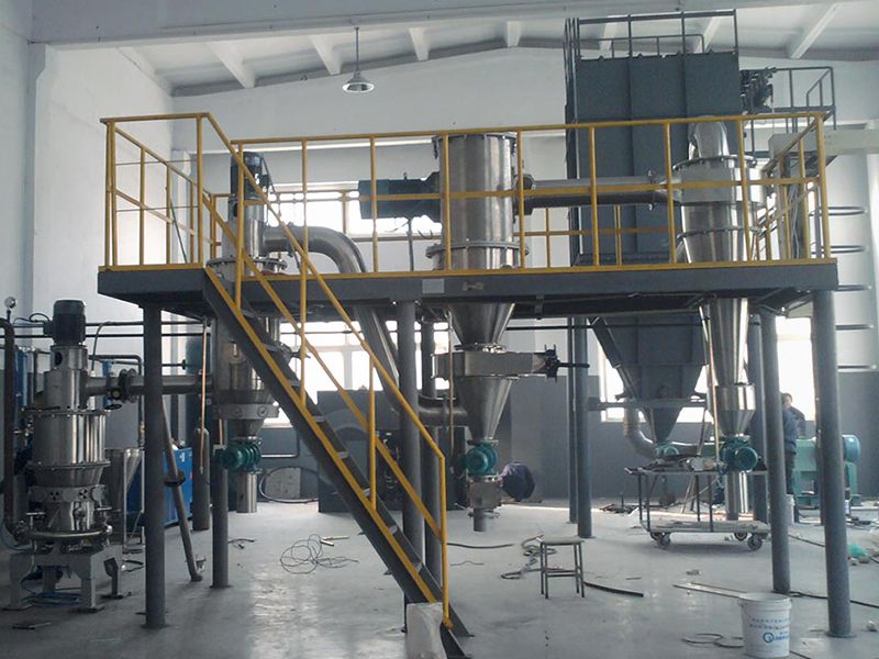 Линия сверхтонкого измельчения манганата лития новой компании по производству материалов в Циндао 